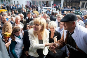 Elena Udrea: Este putin probabil ca Traian Basescu sa fie premier