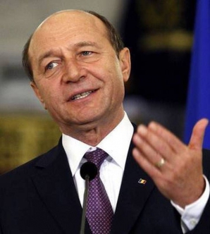 Traian Basescu: Astept de trei luni un inlocuitor pentru ministrul Culturii