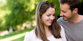 5 tehnici de flirt cu efect garantat. Cum sa il seduci pe barbatul dorit