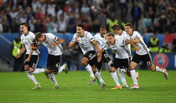 CE 2012. Germania merge in semifinale, dupa ce A ELIMINAT Italia. DRAMATISM total la loviturile de departajare. 7 penalty-uri au fost ratate