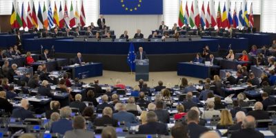 Comisia Europeana a cerut oficial statelor membre sa aprobe aderarea Romaniei la spatiul Schengen
